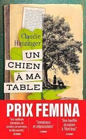 UN CHIEN À MA TABLE