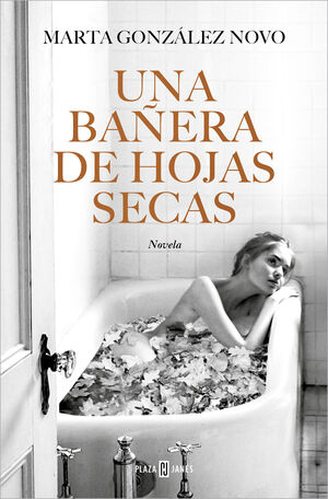 BAÑERA CON HOJAS SECAS, UNA