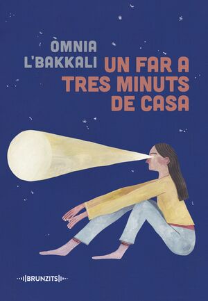 FAR A TRES MINUTS DE CASA, UN